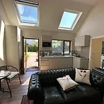 Guest house Oranhill