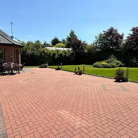 Guest house Oranhill 4*
