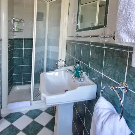 Oranhill Pensión Oranmore